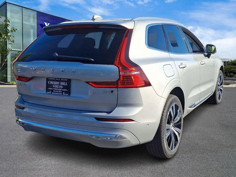 Certified 2023 Volvo XC60 B5 Plus w/ Climate Package image 6