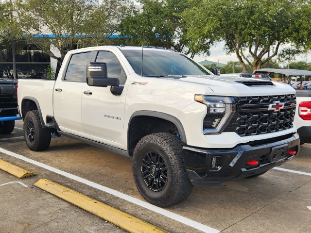 Used 2026 Chevrolet Silverado 2500 ZR2 AWD/4WD image 1