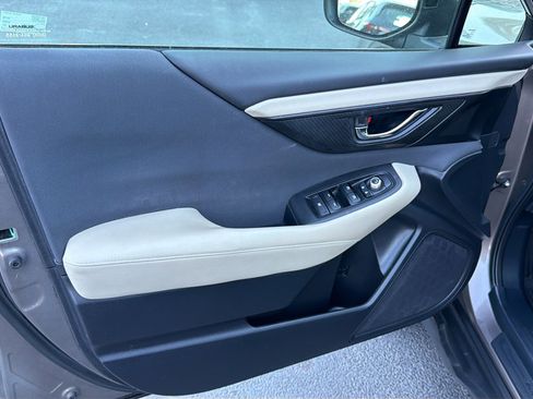 Used 2021 Subaru Outback Premium image 10