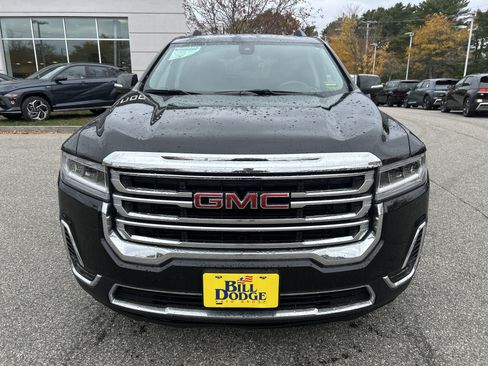 Used 2023 GMC Acadia SLE w/ Driver Convenience Package image 2