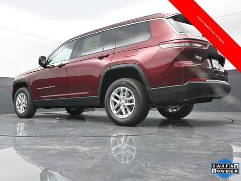 Used 2024 Jeep Grand Cherokee L Laredo AWD/4WD image 42