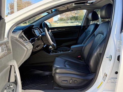 Used 2018 Hyundai Sonata Limited image 15