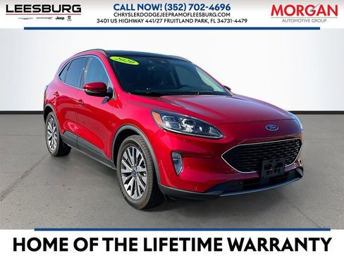 Used 2020 Ford Escape Titanium image 1