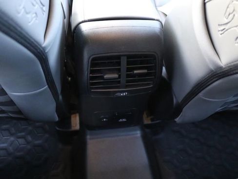 Used 2025 Ford Bronco Sport Badlands AWD/4WD image 17