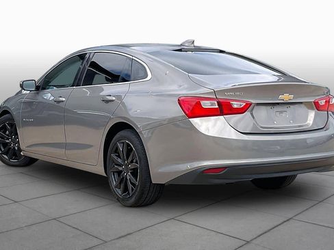Used 2017 Chevrolet Malibu LT FWD image 13