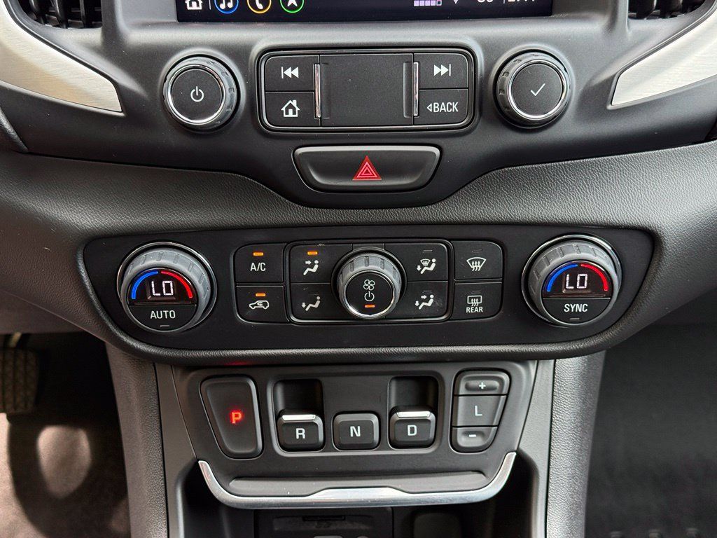 Used 2020 GMC Terrain SLT w/ Preferred Package AWD/4WD image 20