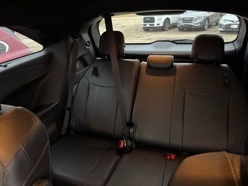 Used 2025 Toyota Sienna Limited AWD/4WD image 8