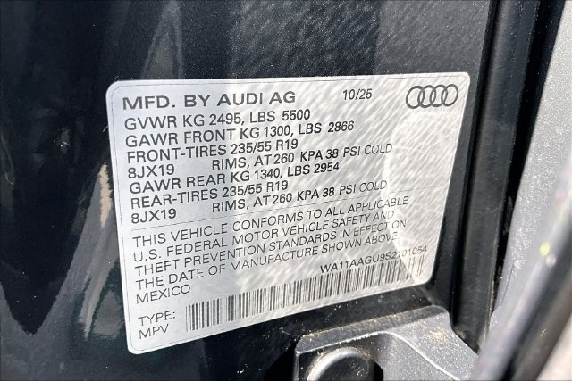 Used 2025 Audi Q5 Premium w/ Convenience Package AWD/4WD image 19