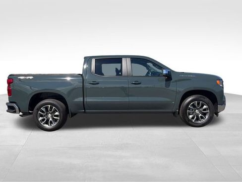 Used 2025 Chevrolet Silverado 1500 LT image 8