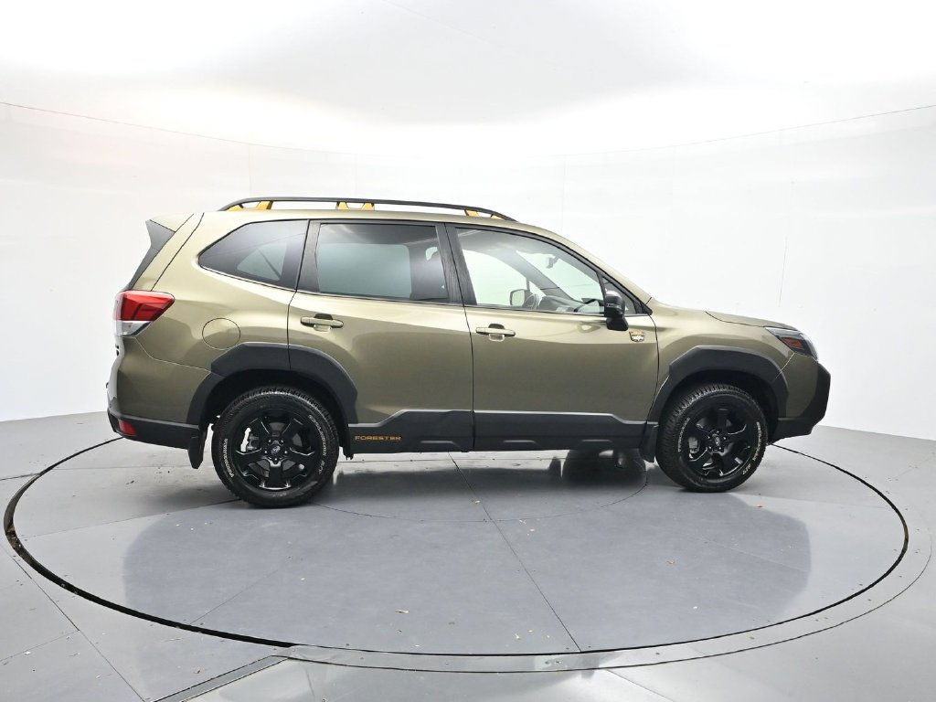 Used 2023 Subaru Forester Wilderness w/ Wilderness Package AWD/4WD image 8