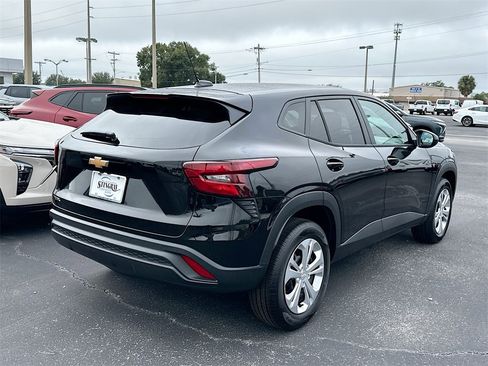 New 2026 Chevrolet Trax LS image 4