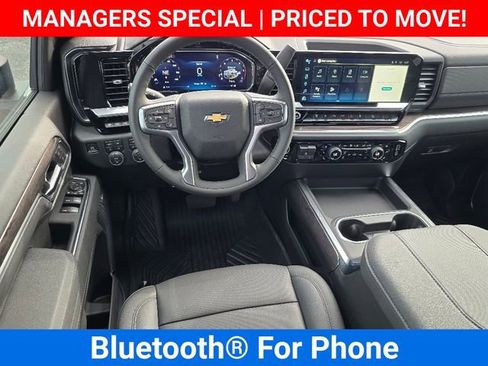 New 2026 Chevrolet Silverado 2500 LTZ w/ LTZ Premium Package AWD/4WD image 18