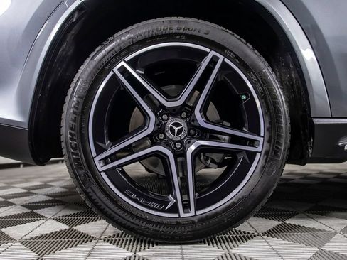 Used 2024 Mercedes-Benz GLS 450 4MATIC image 46