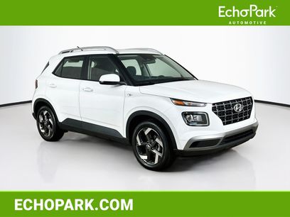 Used 2025 Hyundai Venue SEL