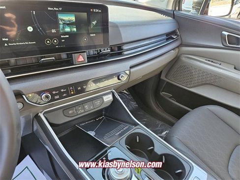 New 2026 Kia Carnival EX image 10