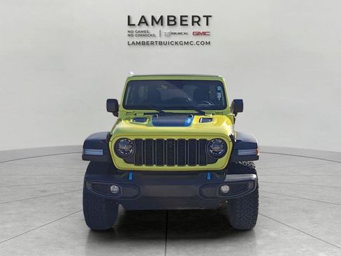 Used 2024 Jeep Wrangler Unlimited Rubicon 4xe w/ Technology Group AWD/4WD image 4
