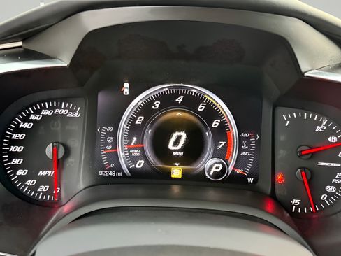 Used 2016 Chevrolet Corvette Z06 w/ 3LZ Preferred Equipment Group RWD image 8