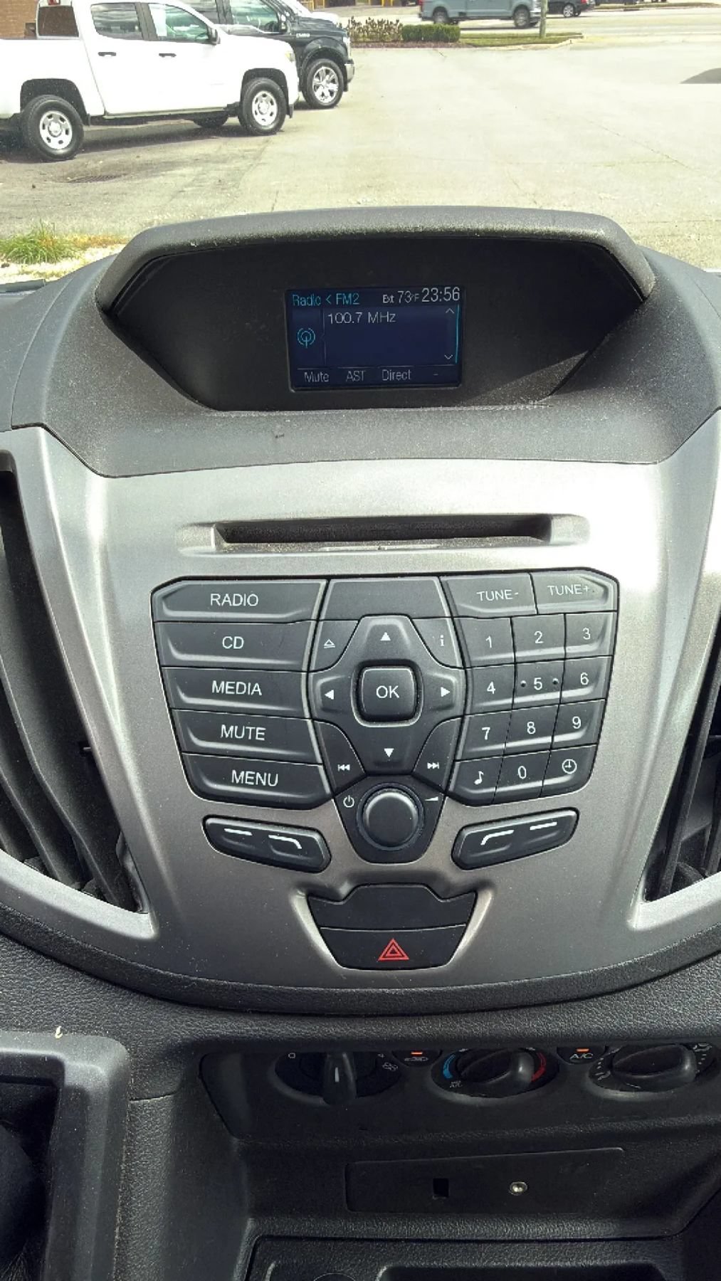 Used 2015 Ford Transit 350 XLT RWD image 19