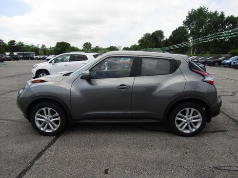 Used 2016 Nissan Juke S AWD/4WD image 4