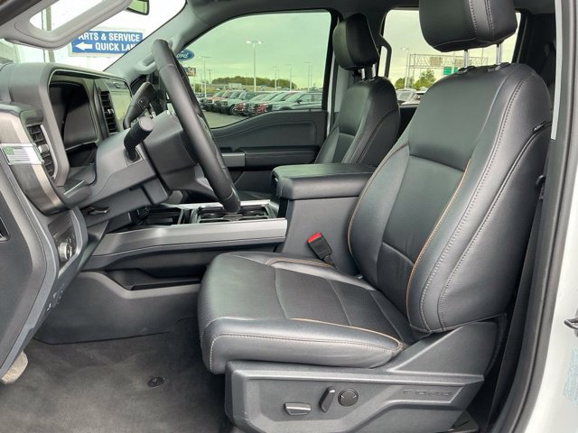 Used 2025 Ford F350 Lariat AWD/4WD image 23