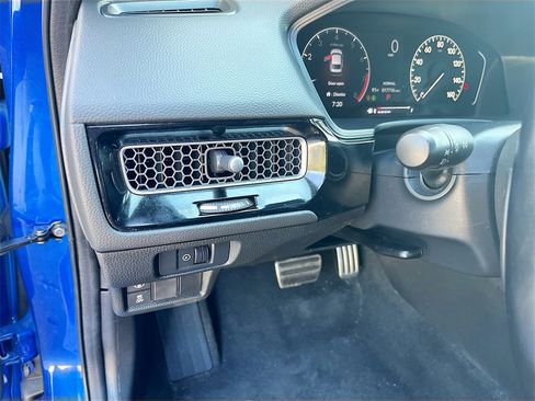 Used 2024 Honda Civic Sport image 10