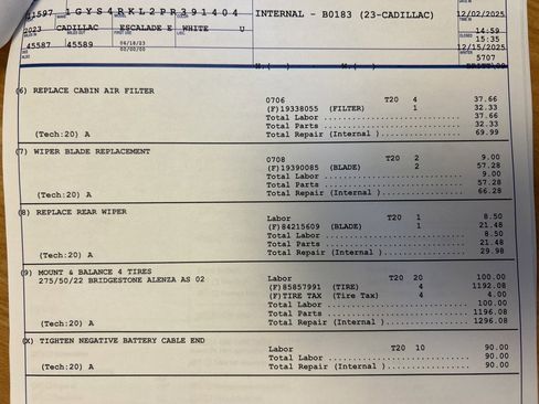 Used 2023 Cadillac Escalade ESV Sport Platinum w/ Heavy-Duty Trailer Package image 29