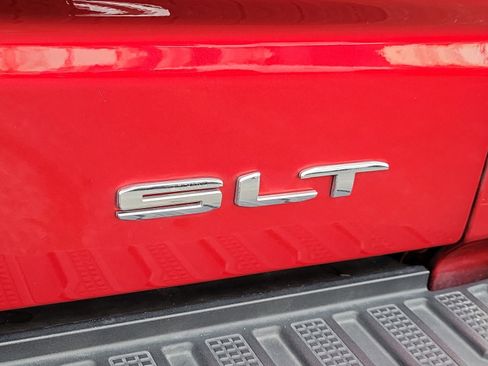 Used 2024 GMC Sierra 1500 SLT w/ SLT Premium Package image 31