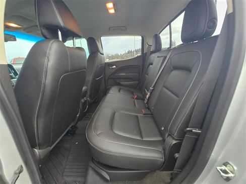 Used 2017 GMC Canyon SLT image 12