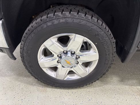 Used 2021 Chevrolet Silverado 3500 LTZ AWD/4WD image 12