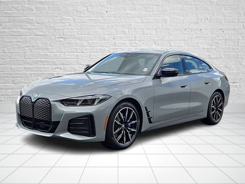 Certified 2025 BMW i4 xDrive40i w/ M Sport Package image 3