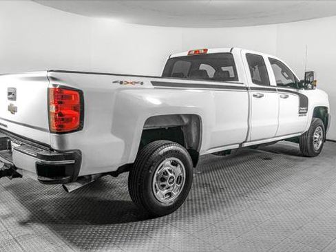 Used 2019 Chevrolet Silverado 2500 W/T w/ WT Convenience Package image 8