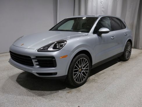 Used 2022 Porsche Cayenne Base image 5
