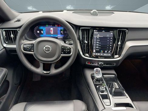 Certified 2024 Volvo V60 T8 Polestar image 4