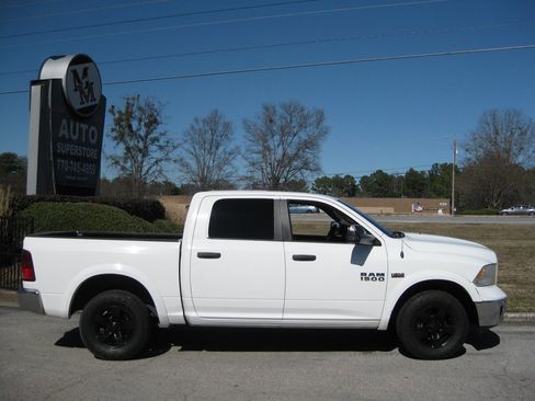 Used 2014 RAM 1500 Outdoorsman image 8