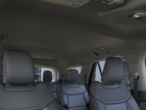 New 2026 Ford Explorer Active AWD/4WD image 22