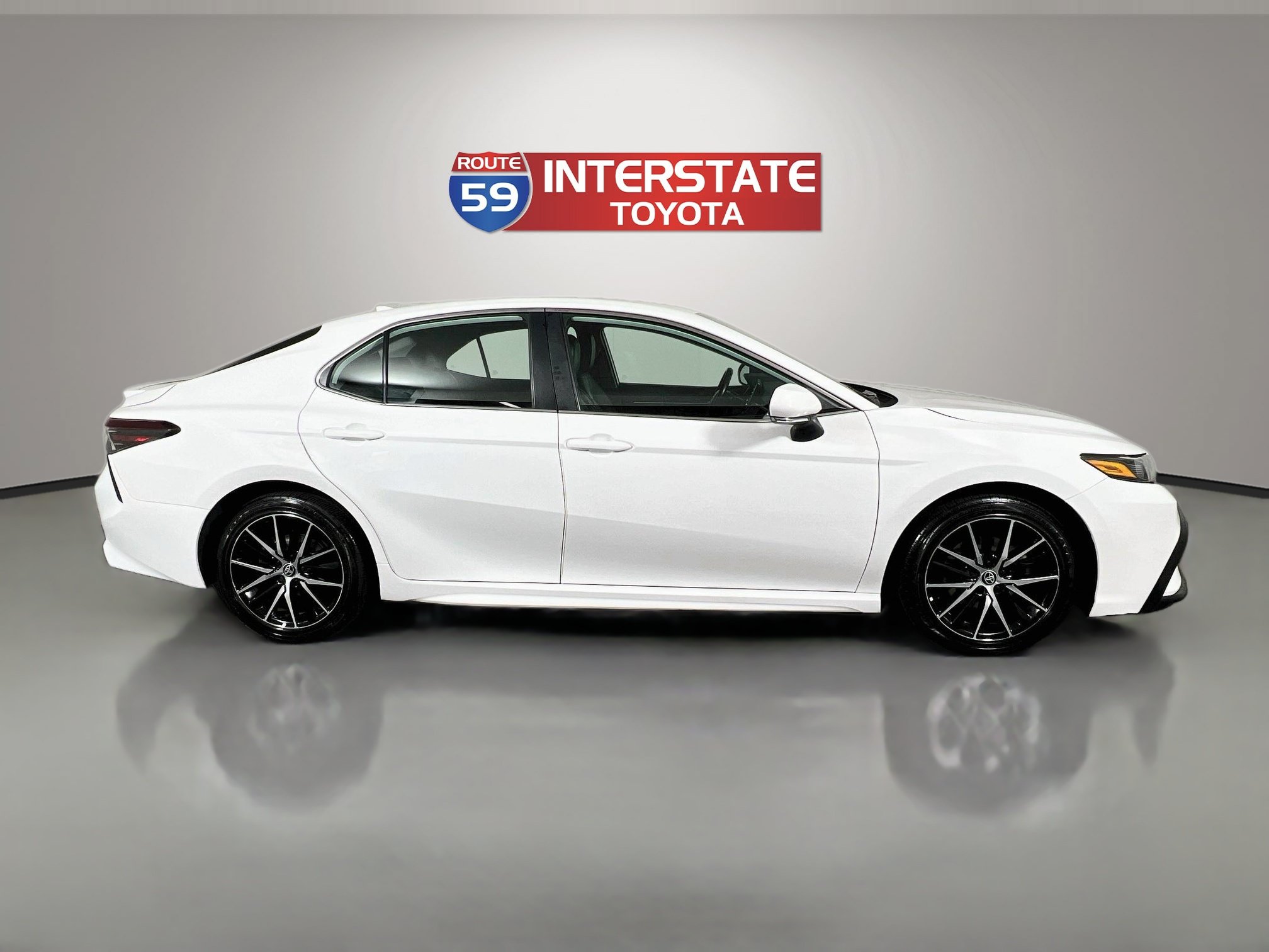 Certified 2024 Toyota Camry SE AWD/4WD image 8