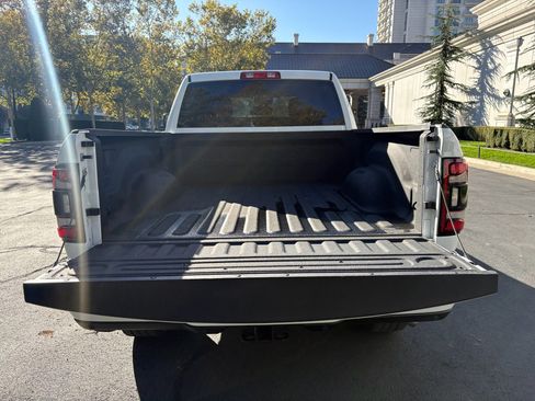Used 2024 RAM 2500 Big Horn w/ Night Edition image 10