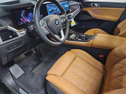 New 2026 BMW X5 xDrive40i w/ Climate Comfort Package image 9