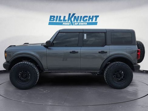 New 2025 Ford Bronco 4-Door image 4