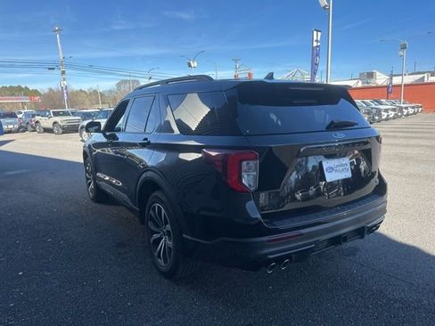 Used 2023 Ford Explorer ST image 5