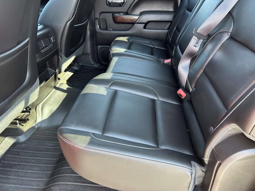 Used 2015 GMC Sierra 2500 SLT w/ Duramax Plus Package AWD/4WD image 15