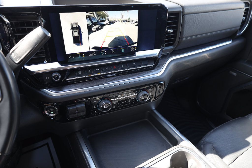 Used 2024 Chevrolet Silverado 3500 LTZ w/ LTZ Convenience Package AWD/4WD image 15