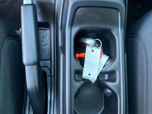 Used 2021 Jeep Gladiator Sport image 31