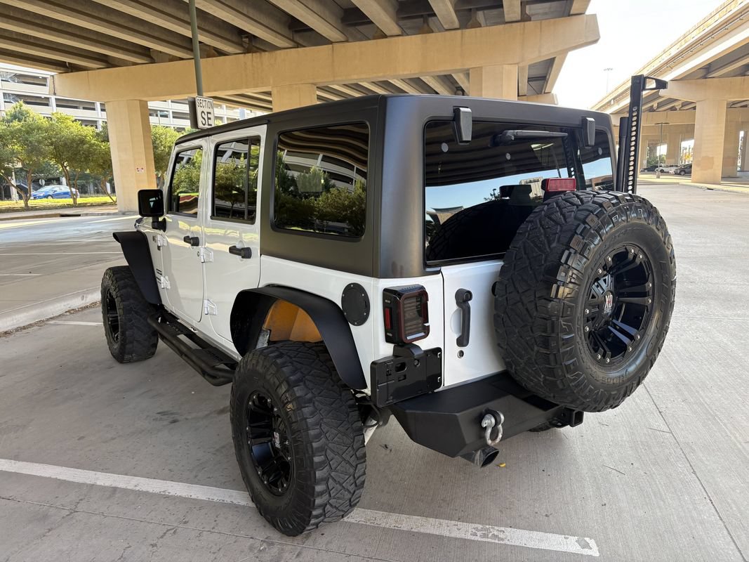 Used 2018 Jeep Wrangler Unlimited Sport S AWD/4WD image 6