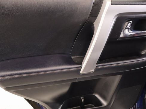 Used 2023 Toyota 4Runner Limited image 18