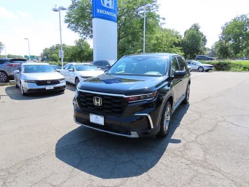 Used 2023 Honda Pilot EX-L image 1