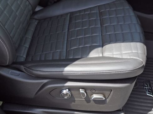 Certified 2023 Cadillac Escalade ESV Sport Platinum RWD image 35
