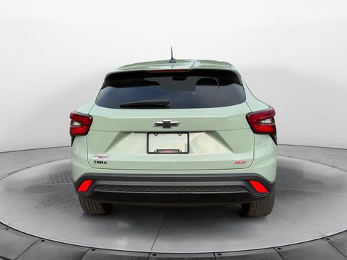 Used 2024 Chevrolet Trax RS FWD image 6