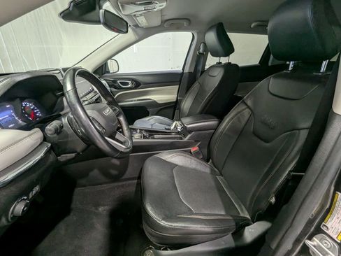 Certified 2022 Jeep Compass Limited image 8