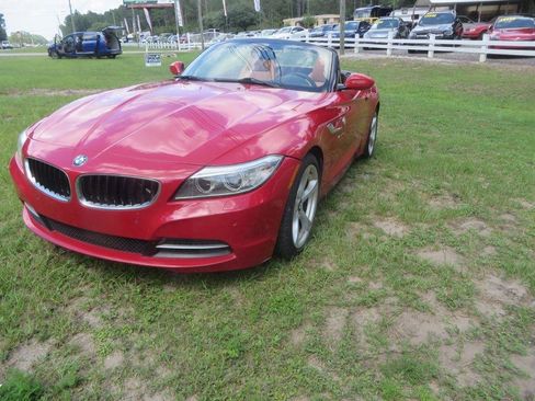 Used 2014 BMW Z4 sDrive28i RWD image 2